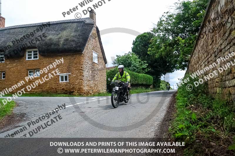 Vintage motorcycle club;eventdigitalimages;no limits trackdays;peter wileman photography;vintage motocycles;vmcc banbury run photographs